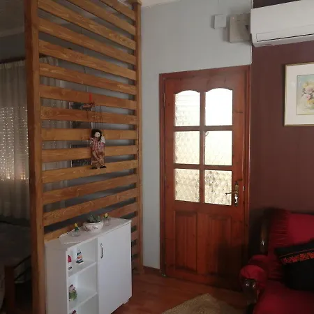 Апартаменты Helen's House