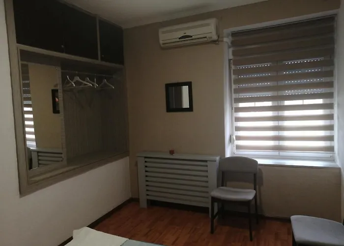 Апартаменты Helen's House *