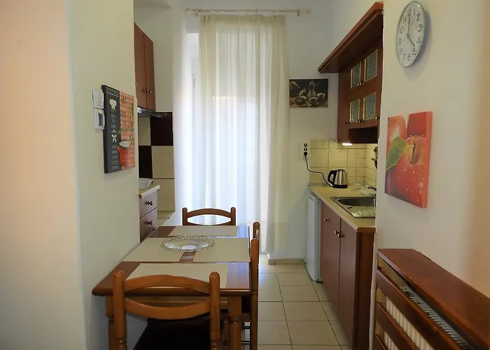 Апартаменты Helen's House *