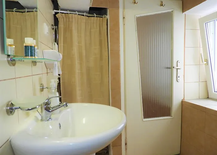 Апартаменты Helen's House Лименария